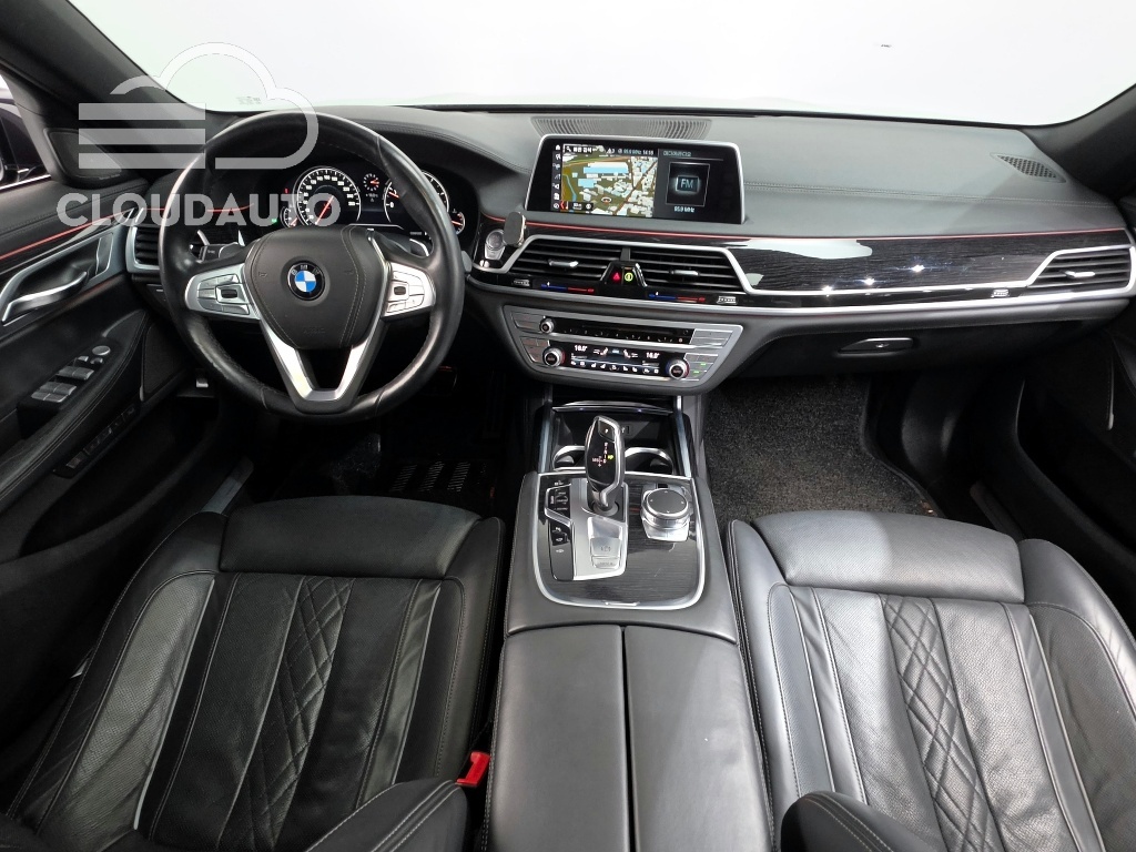 2018 BMW 7 Series 740Li xDrive M Sports - Image 7
