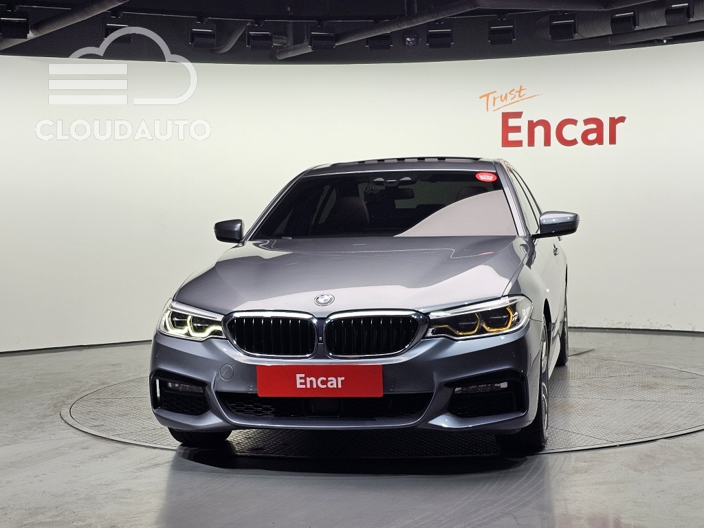 2017 BMW 5 Series 530i xDrive M Sports Plus