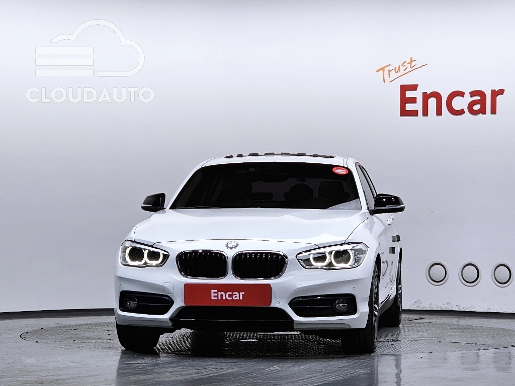 2017 BMW 1 Series 118d Sports 5Door - Image 3