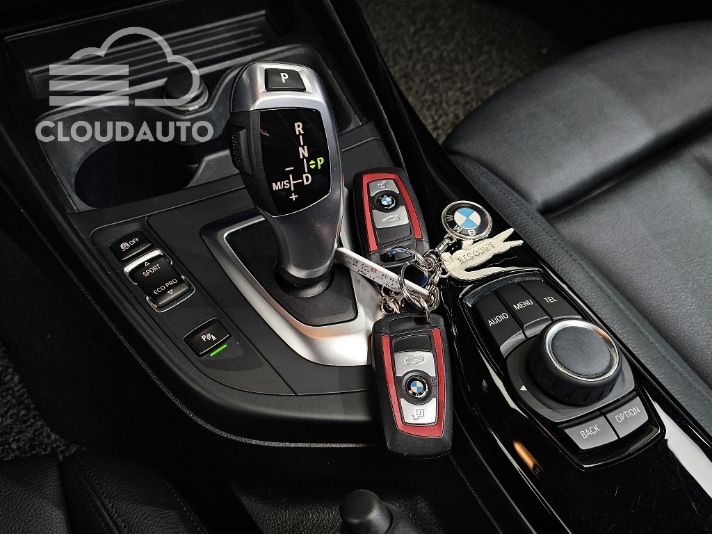 2017 BMW 1 Series 118d Sports 5Door - Image 9