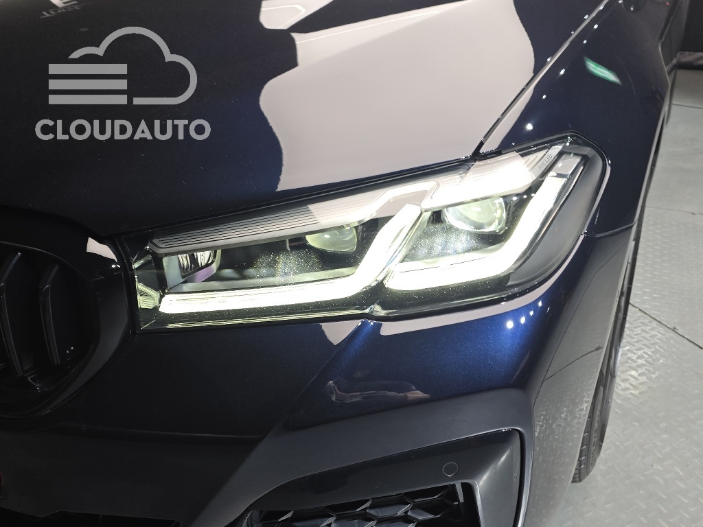 2021 BMW 5 Series 530i M Sports - Image 19