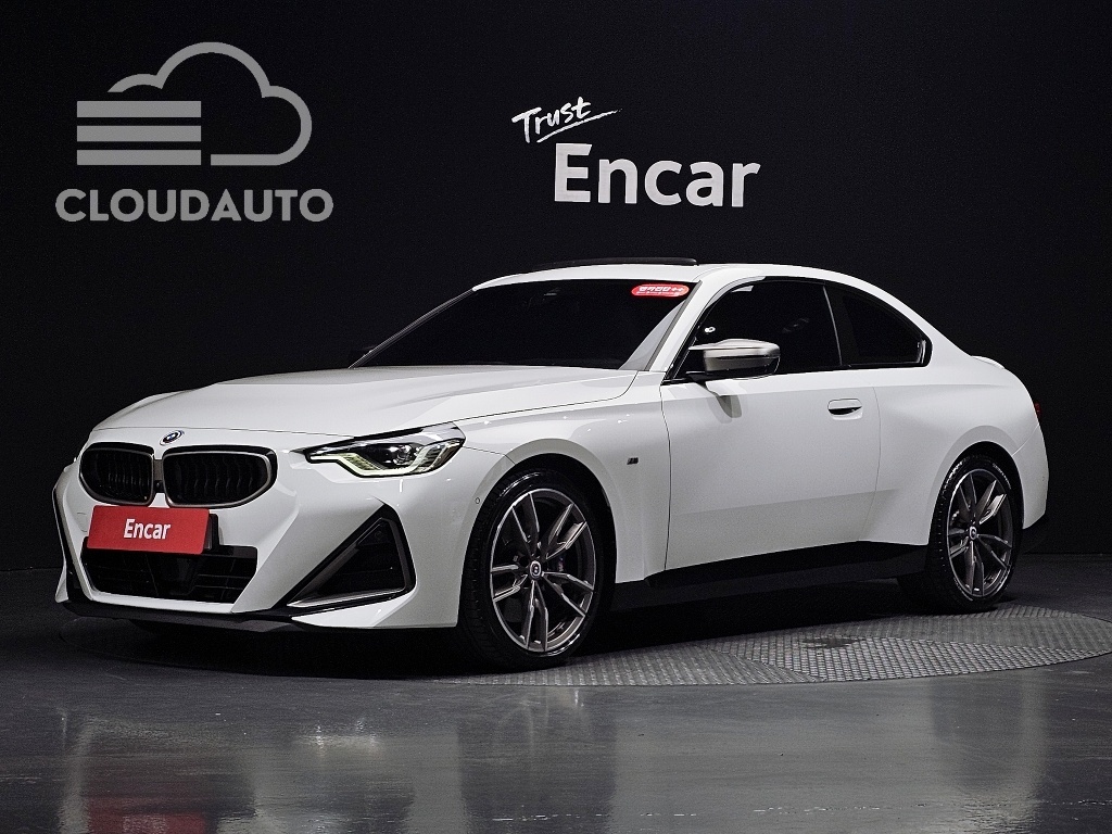 2023 BMW 2 Series M240i xDrive Online Exclusive Coupe - Image 11