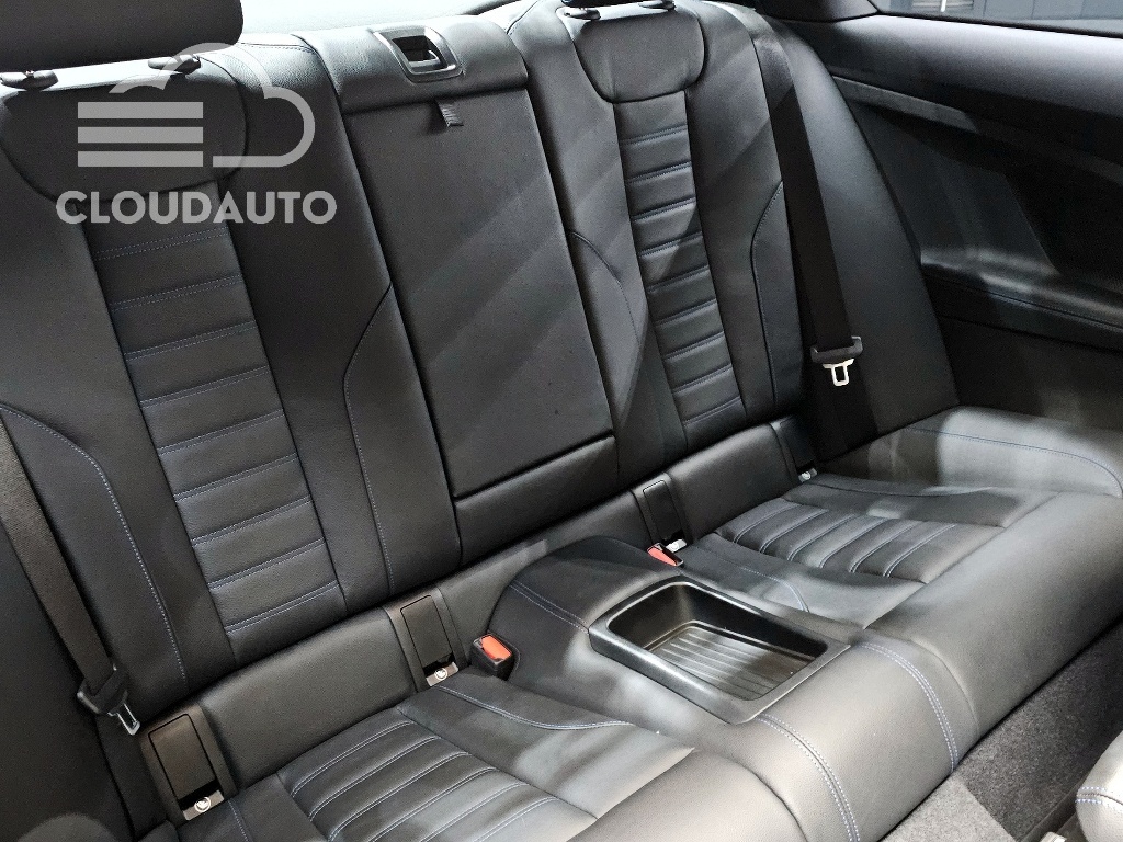 2023 BMW 2 Series M240i xDrive Online Exclusive Coupe - Image 13