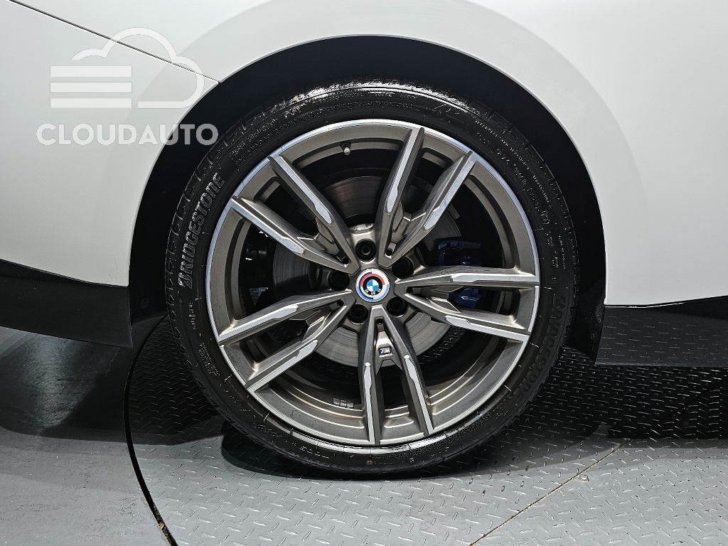 2023 BMW 2 Series M240i xDrive Online Exclusive Coupe - Image 5