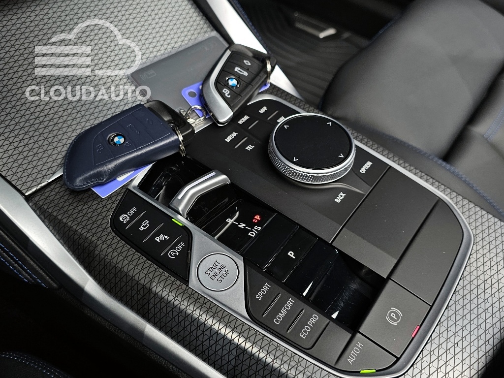 2023 BMW 2 Series M240i xDrive Online Exclusive Coupe - Image 9