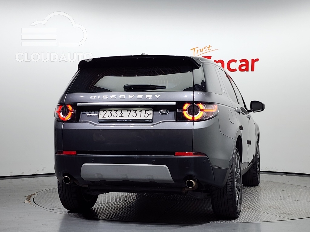 2016 Land Rover Discovery Sport 2.0 TD4 HSE Luxury - Image 4