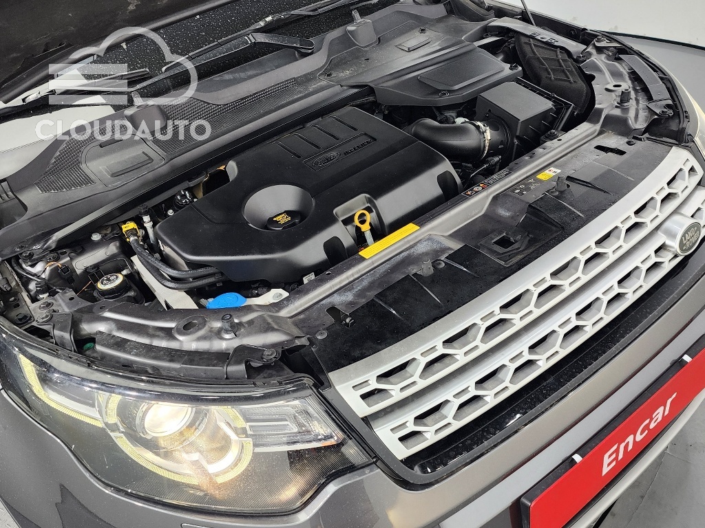 2016 Land Rover Discovery Sport 2.0 TD4 HSE Luxury - Image 6