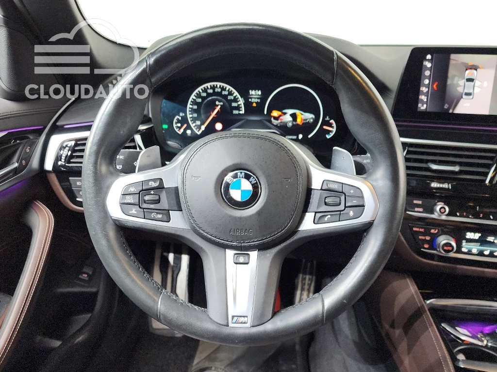 2019 BMW 5 Series 530i xDrive M Sports Plus - Image 13