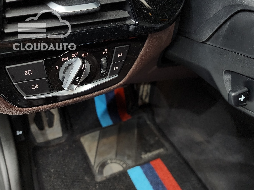 2019 BMW 5 Series 530i xDrive M Sports Plus - Image 23