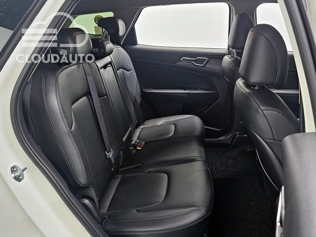 2023 Kia Sportage Gasoline 1.6 Turbo 2WD - Image 11