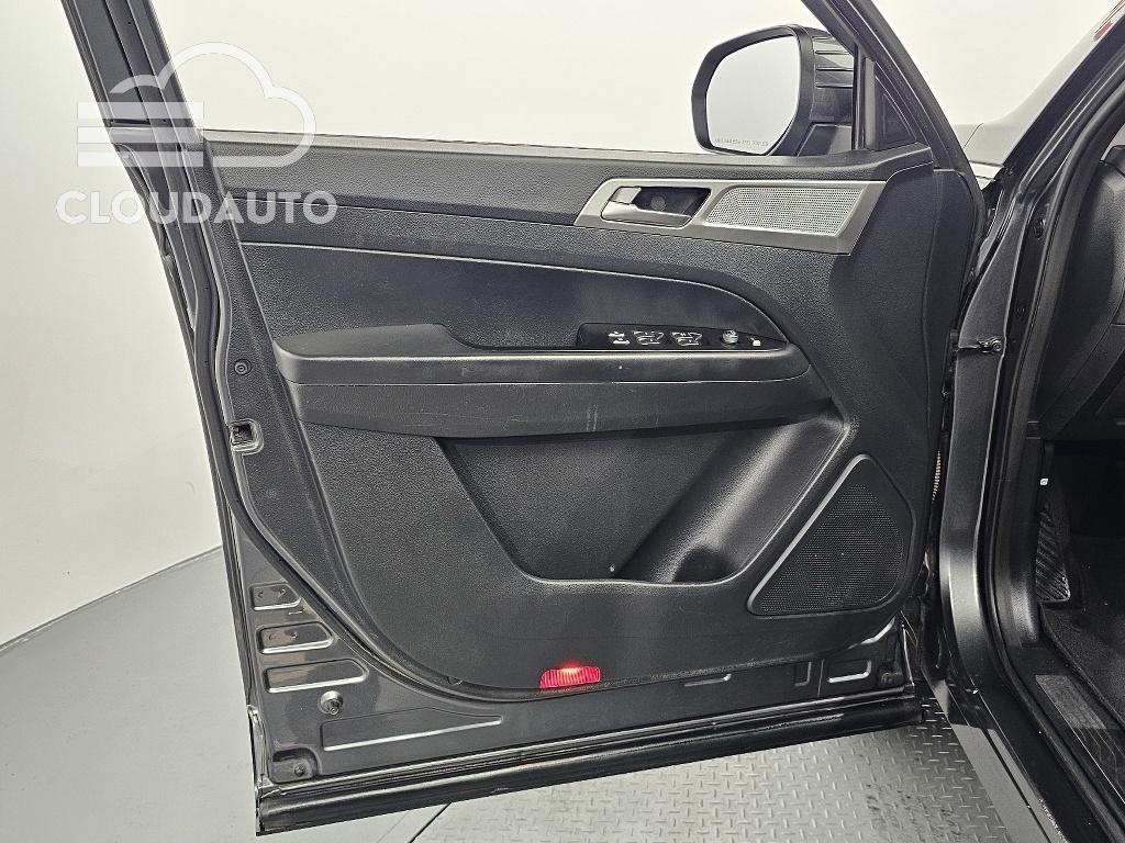 2019 SsangYong Rexton Sports Diesel 2.2 4WD - Image 24