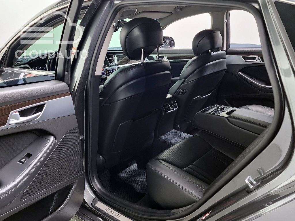 2018 Genesis G80 2.2D AWD - Image 11