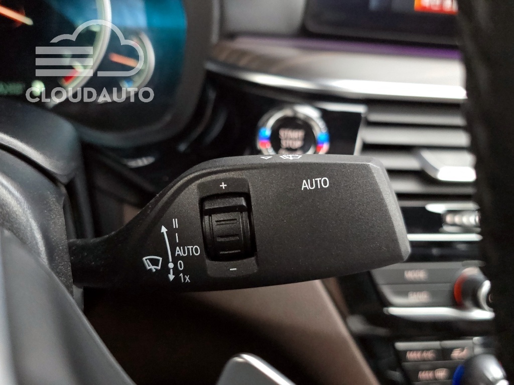 2018 BMW 5 Series 530i xDrive M Sports Plus - Image 20