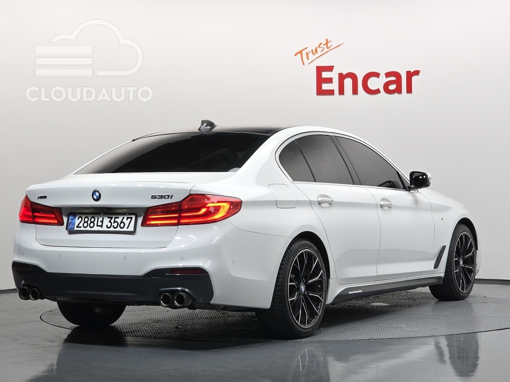 2018 BMW 5 Series 530i xDrive M Sports Plus - Image 2
