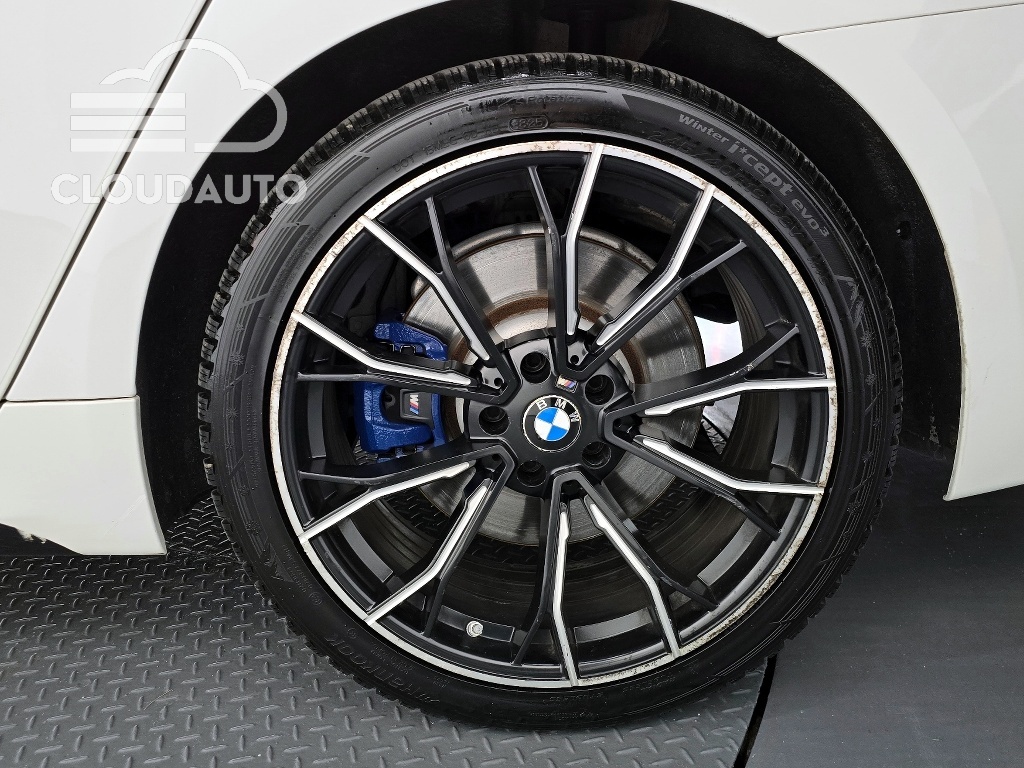 2018 BMW 5 Series 530i xDrive M Sports Plus - Image 21
