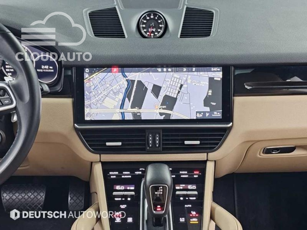 2020 Porsche Cayenne 3.0 Coupe - Image 14