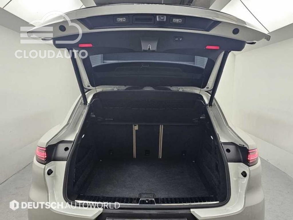 2020 Porsche Cayenne 3.0 Coupe - Image 19