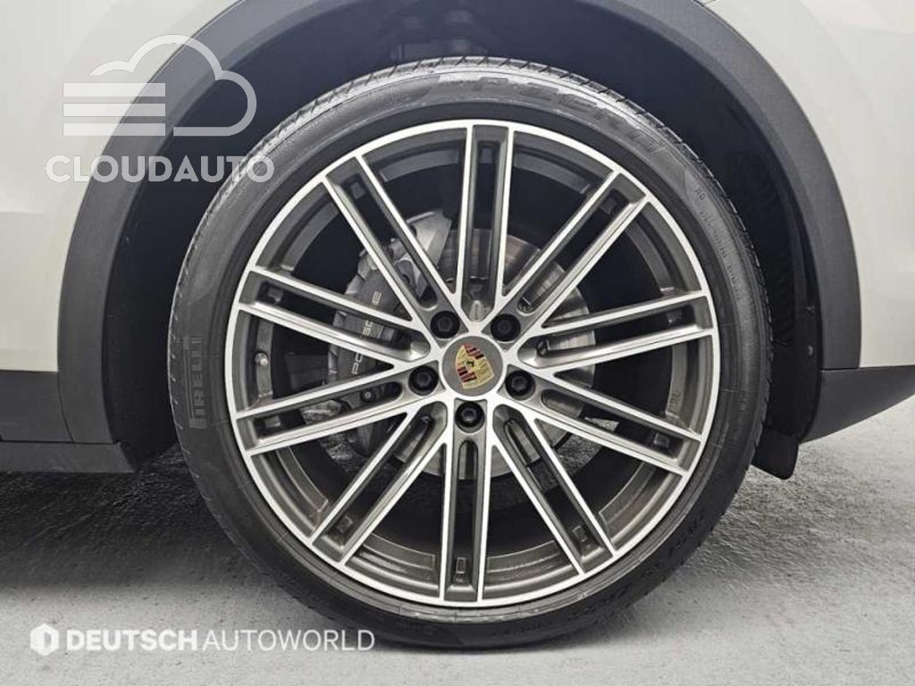 2020 Porsche Cayenne 3.0 Coupe - Image 5