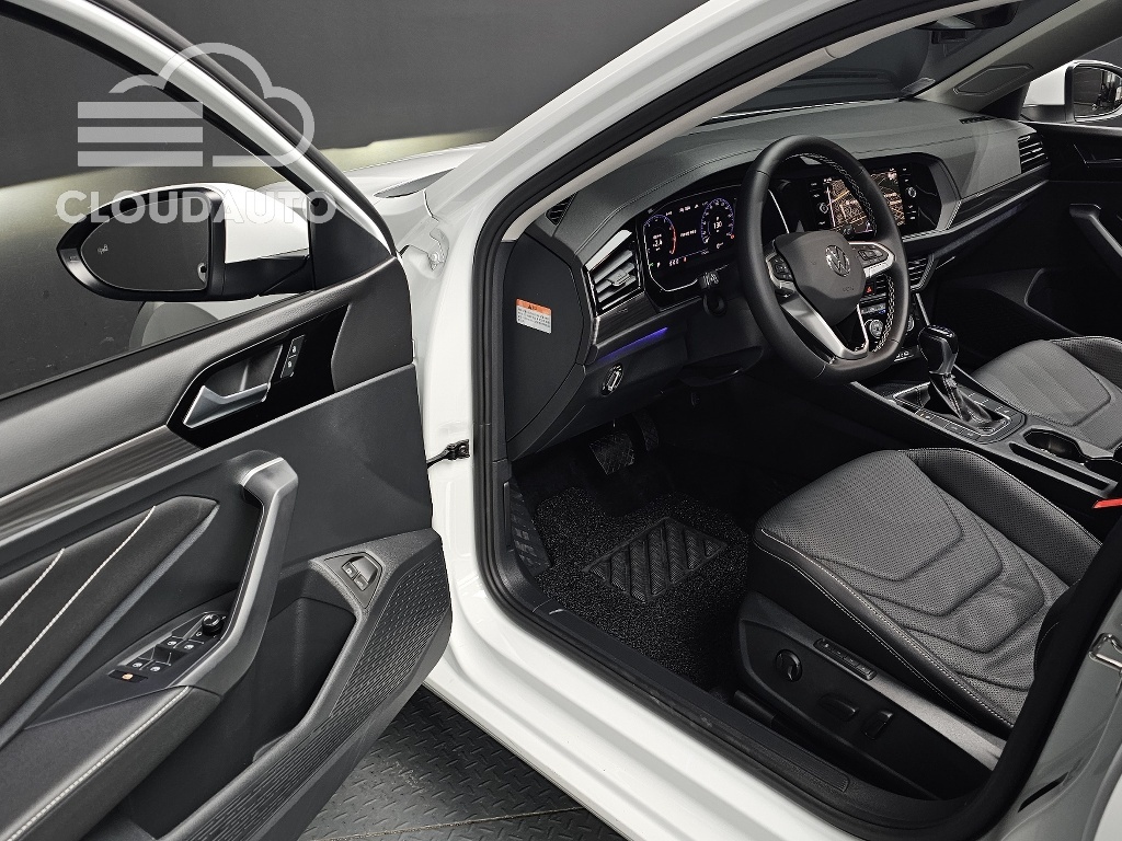 2024 Volkswagen Jetta 1.5 TSI Prestige - Image 11