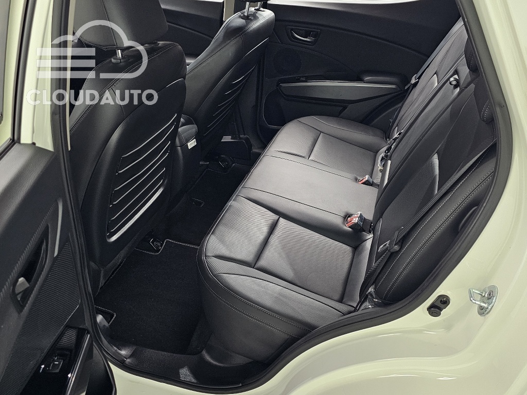 2021 SsangYong Tivoli Gasoline 1.5 2WD - Image 11