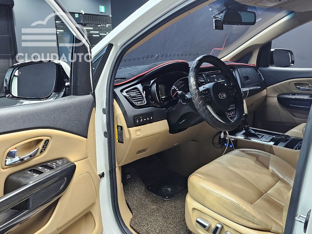 2016 Kia Carnival 9 Noblesse - Image 11