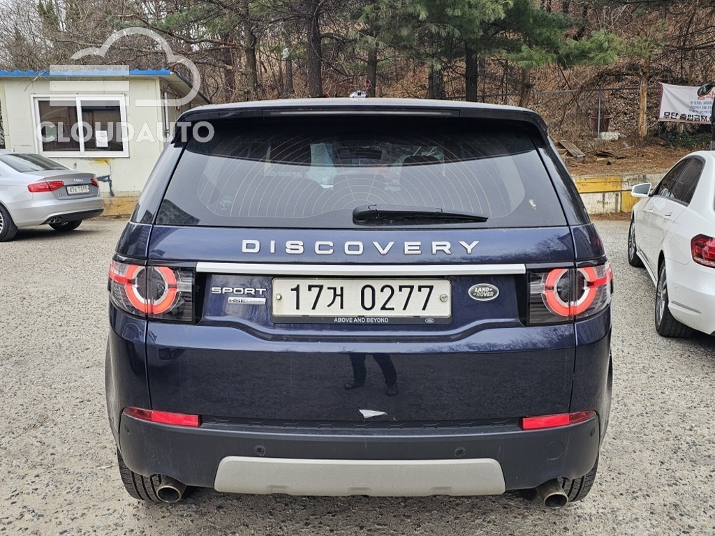 2016 Land Rover Discovery Sport 2.0 TD4 HSE Luxury - Image 4