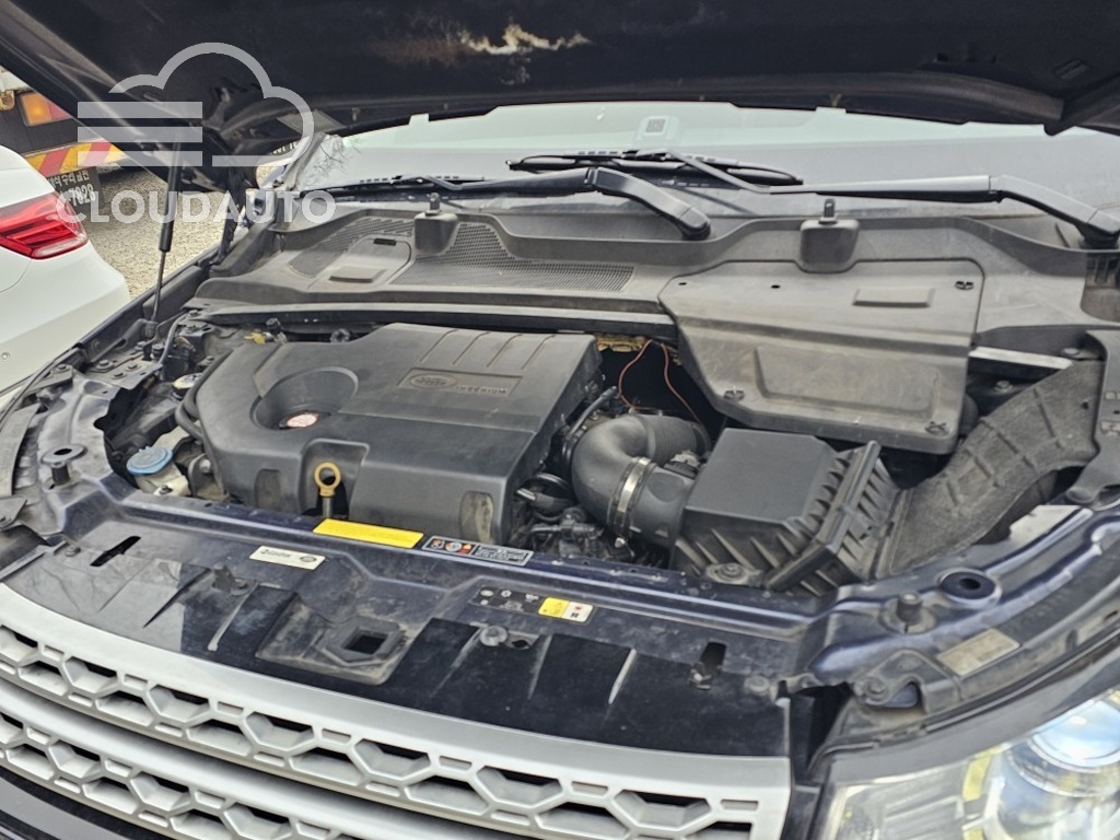2016 Land Rover Discovery Sport 2.0 TD4 HSE Luxury - Image 6