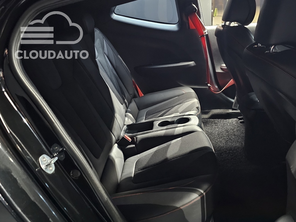 2018 Hyundai Veloster 1.6 Turbo Sports - Image 12