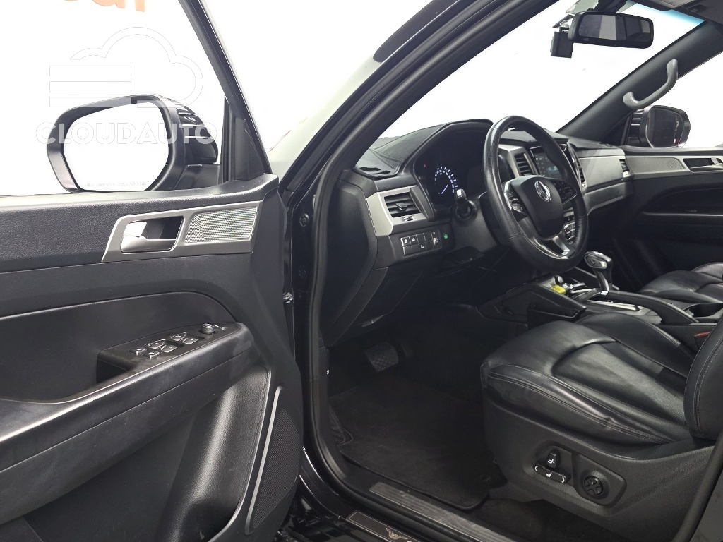 2019 SsangYong Rexton Sports Diesel 2.2 4WD - Image 11
