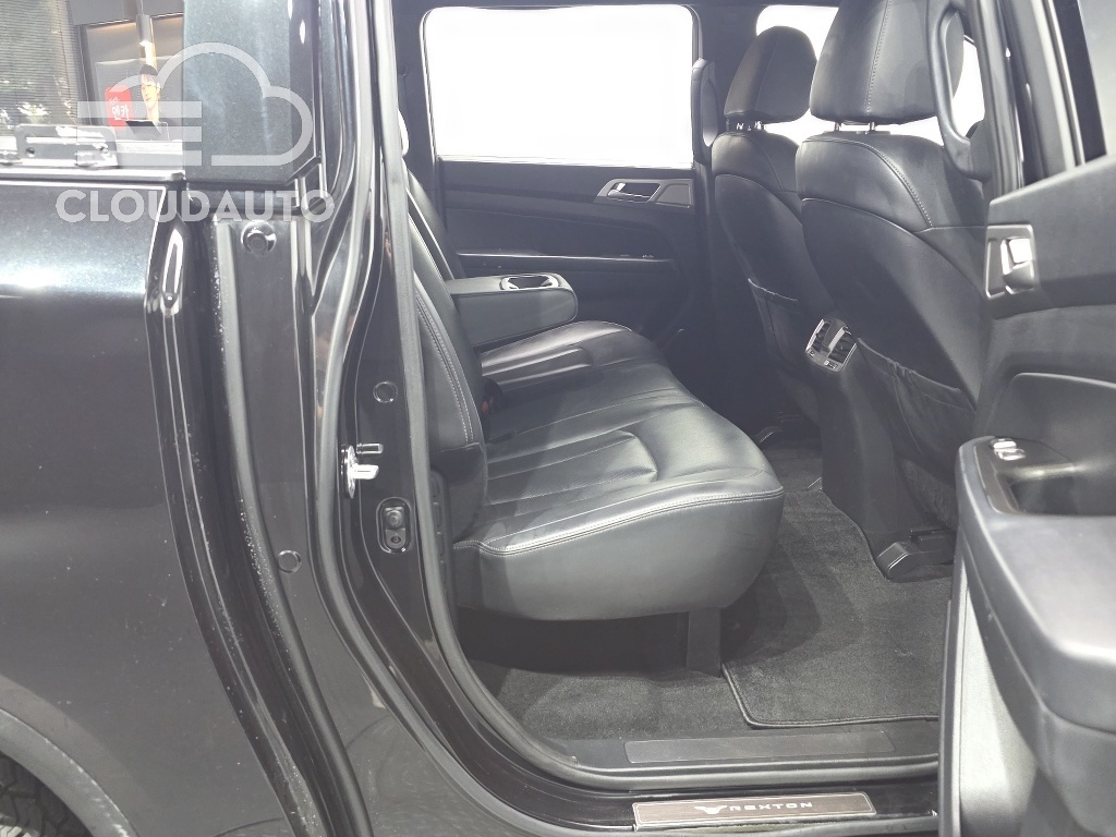2019 SsangYong Rexton Sports Diesel 2.2 4WD - Image 12