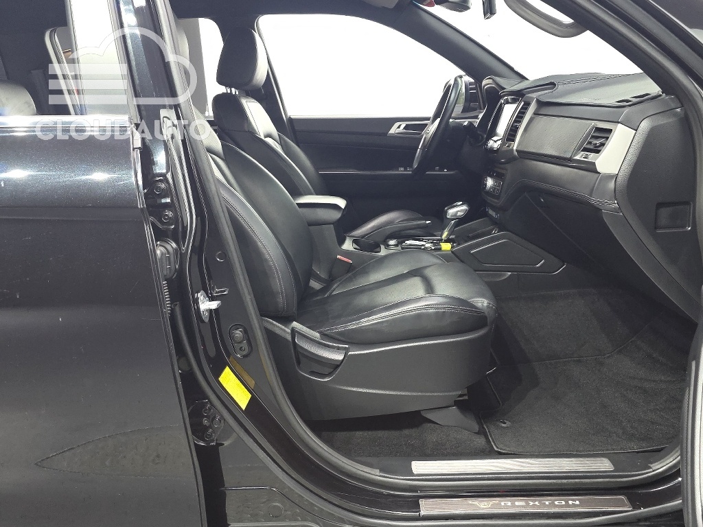 2019 SsangYong Rexton Sports Diesel 2.2 4WD - Image 10