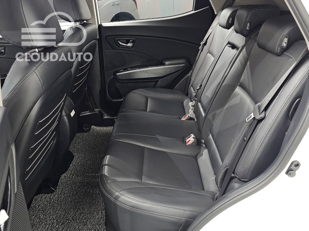 2022 SsangYong Tivoli Gasoline 1.5 2WD - Image 12