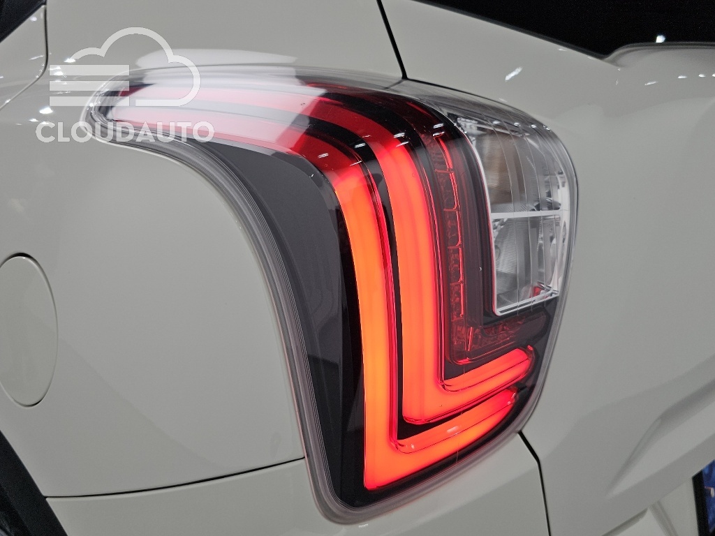 2022 SsangYong Tivoli Gasoline 1.5 2WD - Image 23