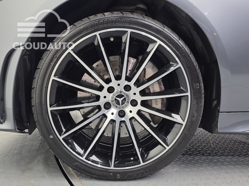 2020 Mercedes-Benz CLS CLS450 4MATIC AMG Line - Image 5