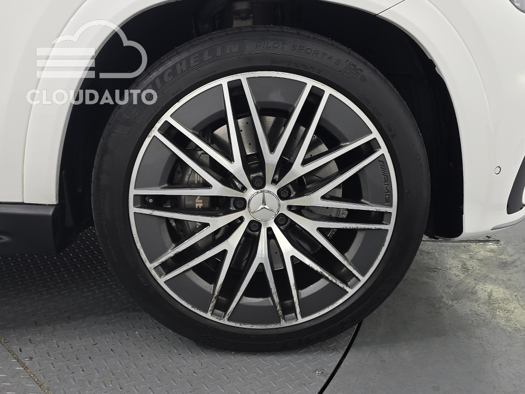 2024 Mercedes-Benz GLE AMG GLE53 4MATIC+ - Image 8