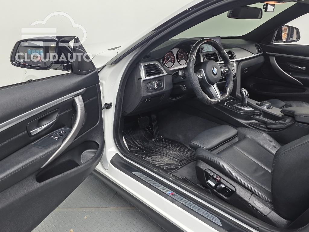 2018 BMW 4 Series 420i M Sports Coupe - Image 10