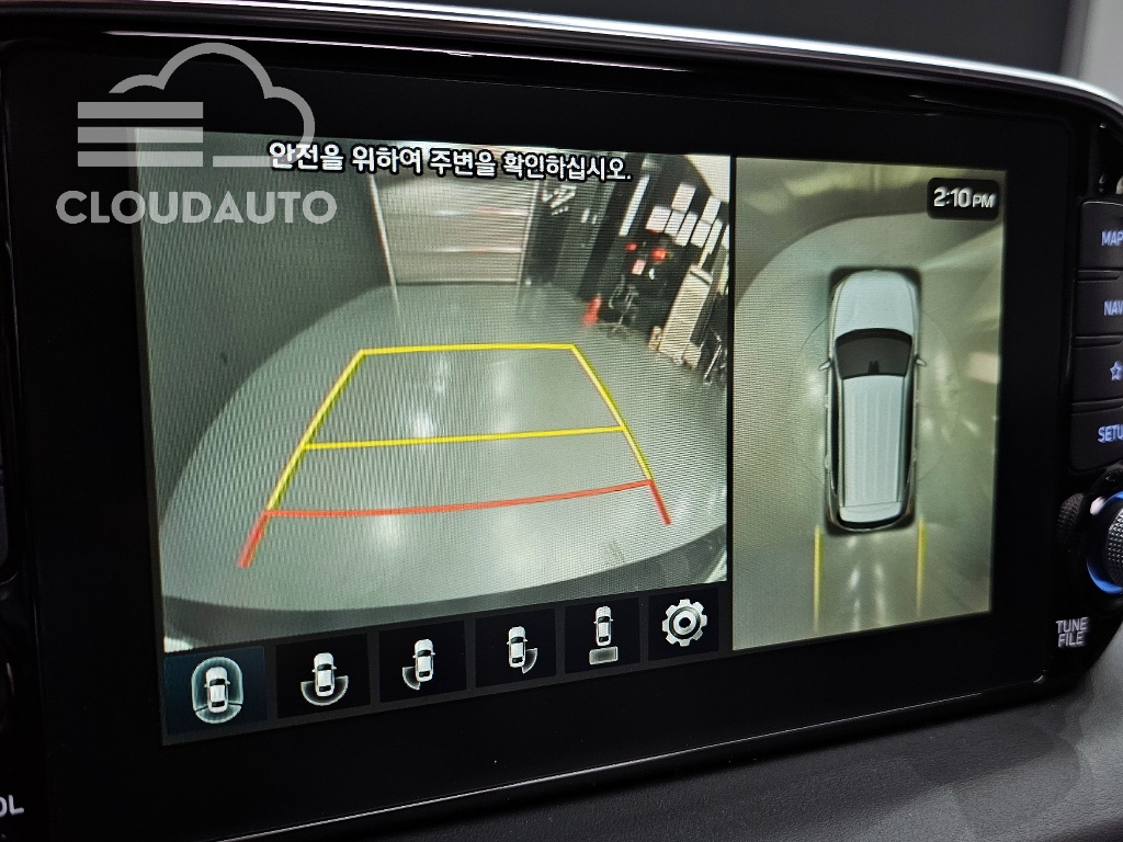 2019 Hyundai Santa Fe Gasoline 2.0T 2WD - Image 14