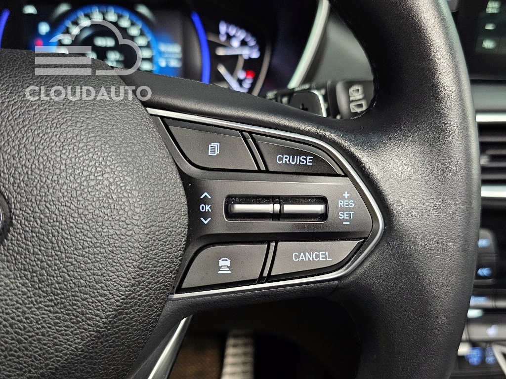 2019 Hyundai Santa Fe Gasoline 2.0T 2WD - Image 19