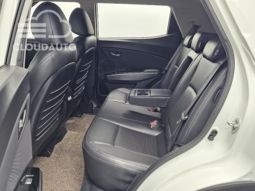 2021 SsangYong Tivoli Gasoline 1.5 2WD - Image 11