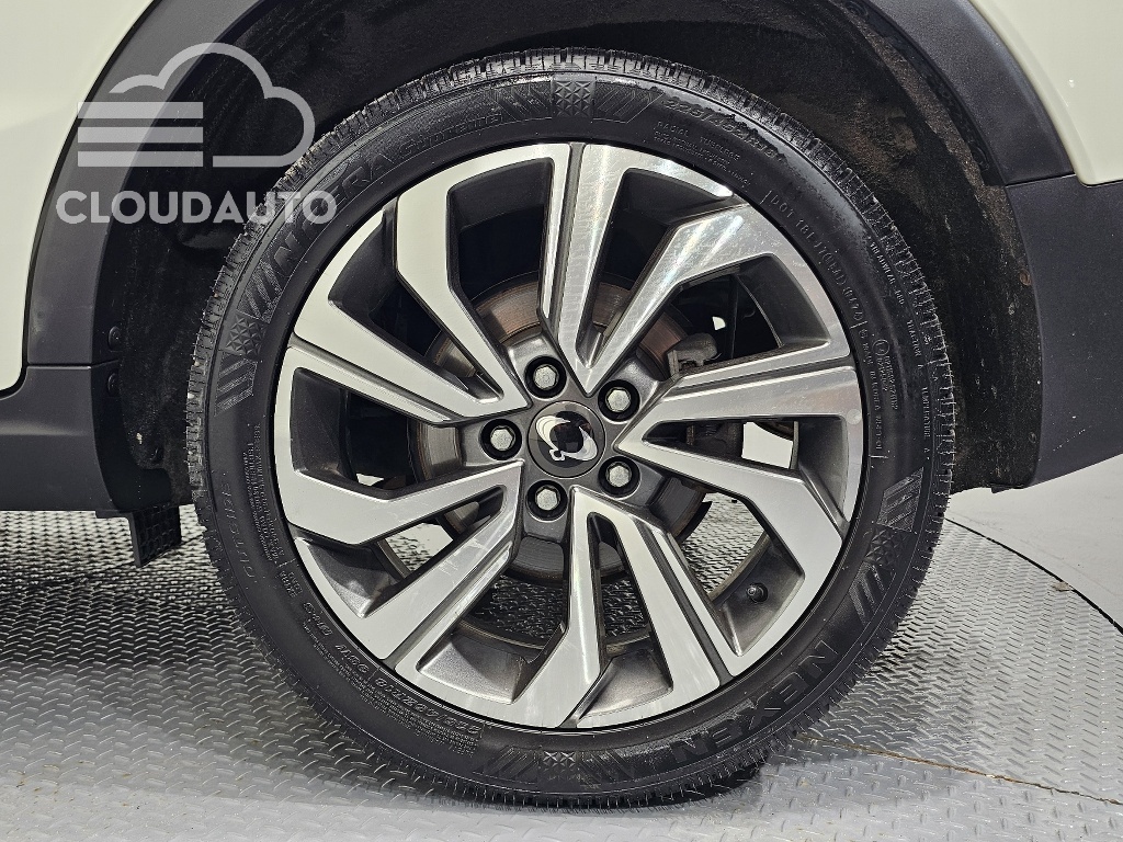 2021 SsangYong Tivoli Gasoline 1.5 2WD - Image 21
