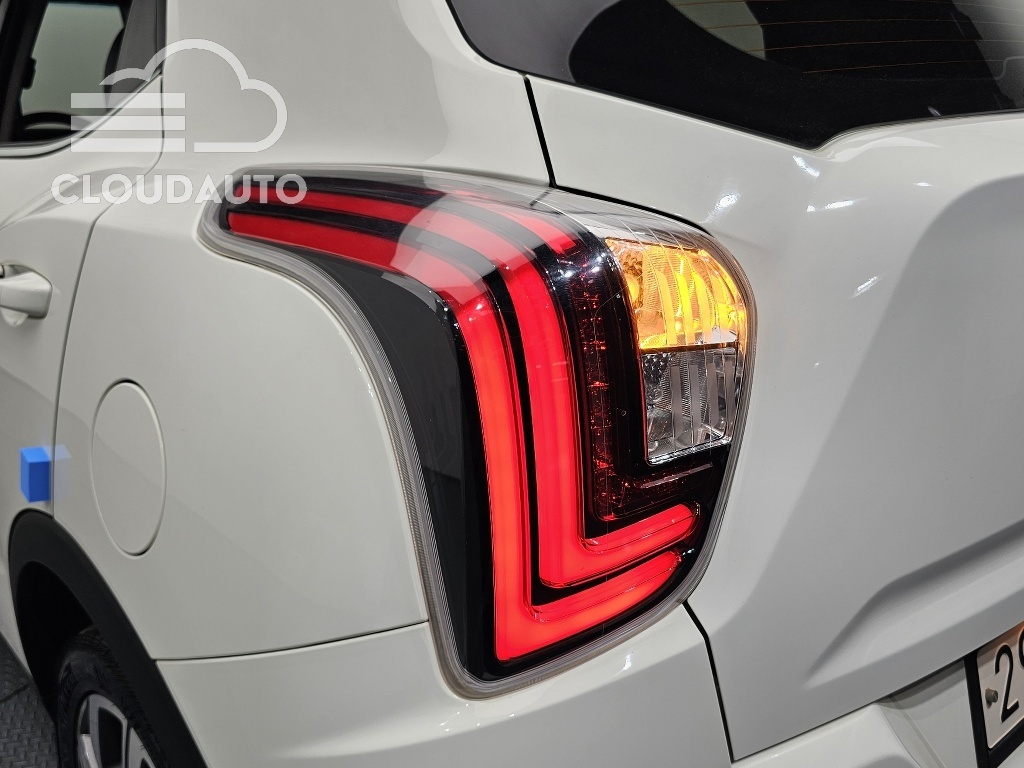 2021 SsangYong Tivoli Gasoline 1.5 2WD - Image 23