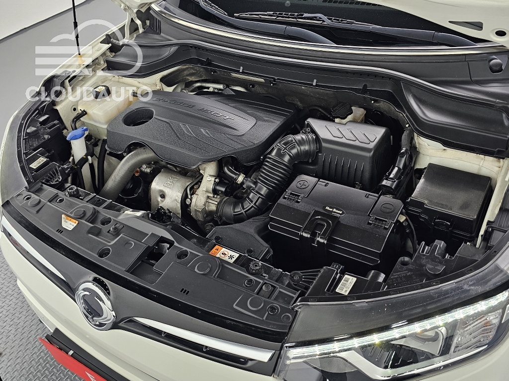 2021 SsangYong Tivoli Gasoline 1.5 2WD - Image 6