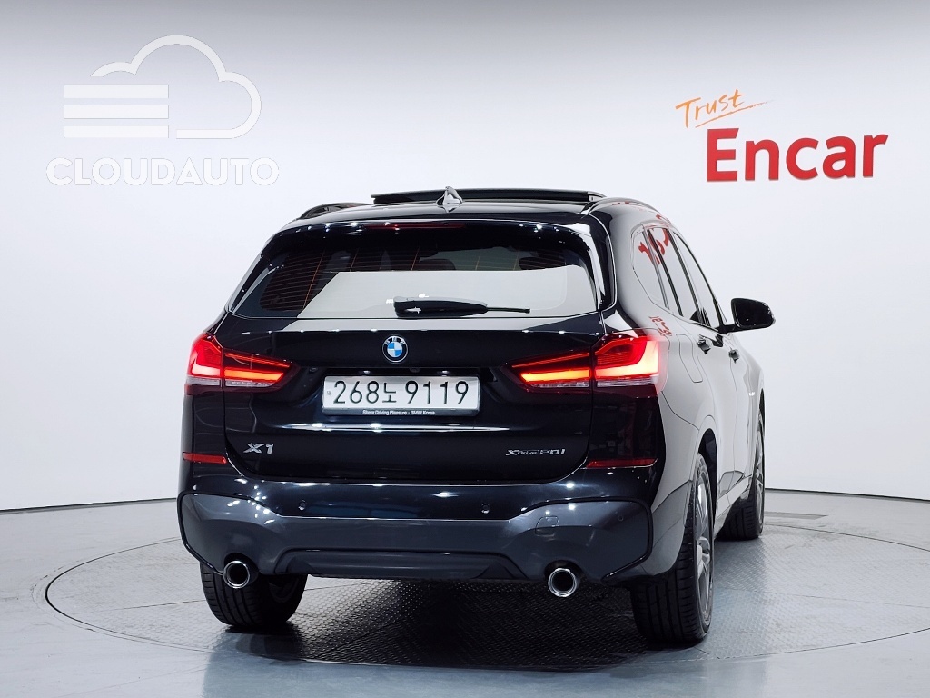 2022 BMW X1 xDrive 20i M Sports - Image 4