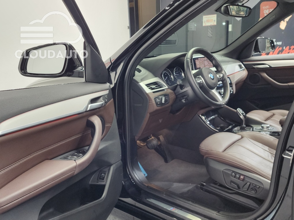 2022 BMW X1 xDrive 20i M Sports - Image 10
