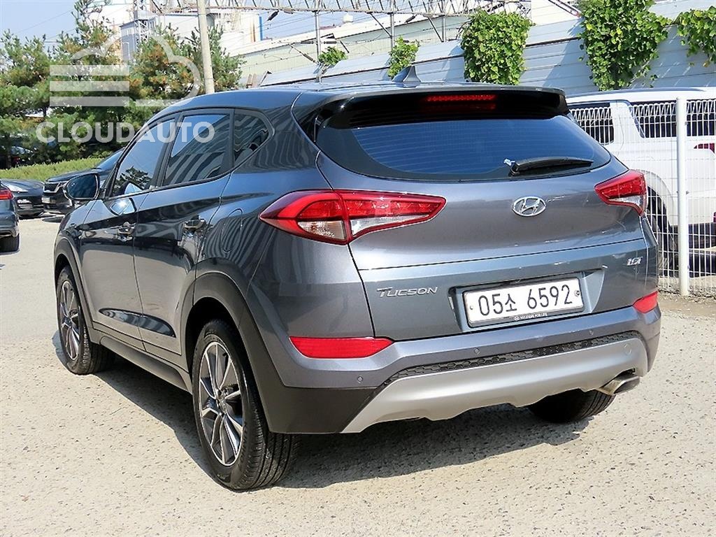 2018 Hyundai Tucson Gasoline 1.6 Turbo 2WD - Image 3