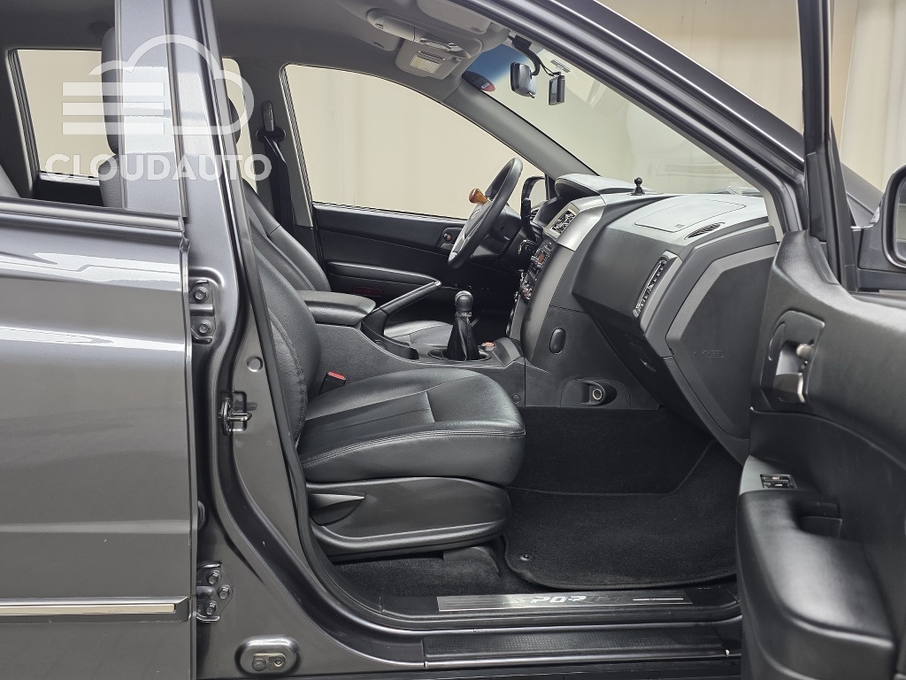 2016 SsangYong Korando Sports 2.2 CX5 2WD - Image 11