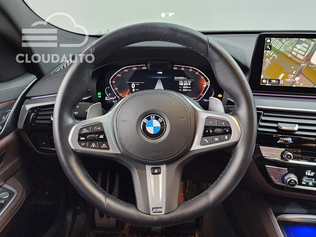 2022 BMW 6 Series GT 620d M Sports - Image 13