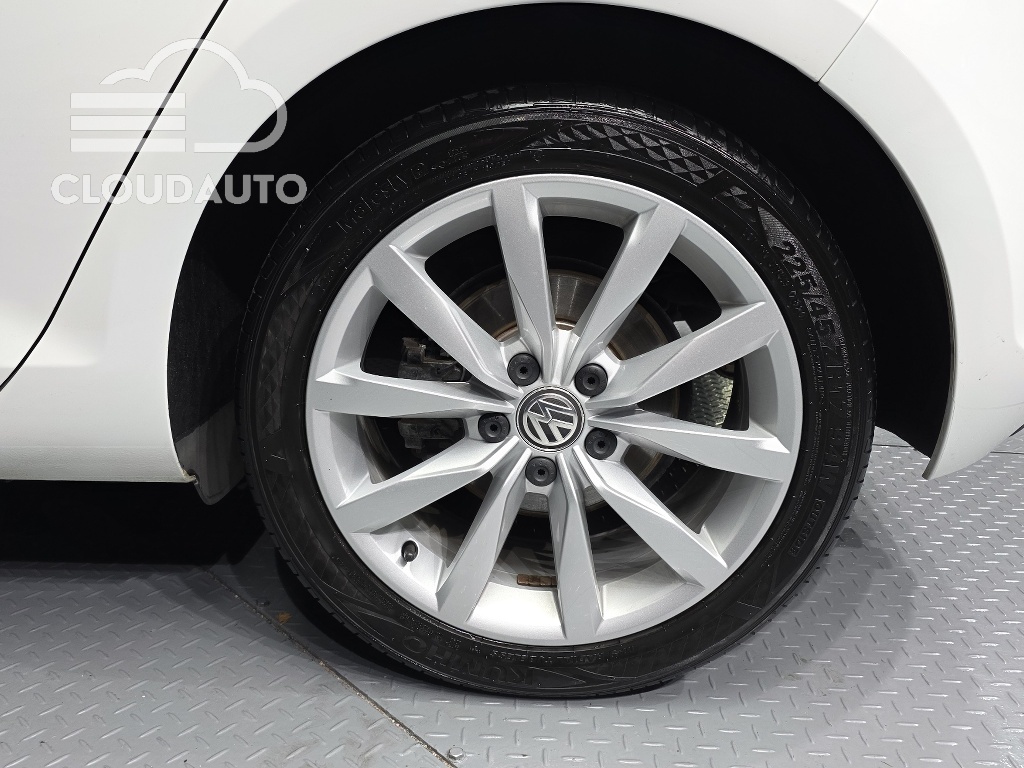 2016 Volkswagen Golf 2.0 TDI - Image 5