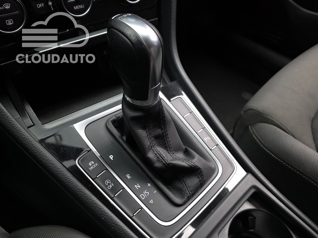 2016 Volkswagen Golf 2.0 TDI - Image 9