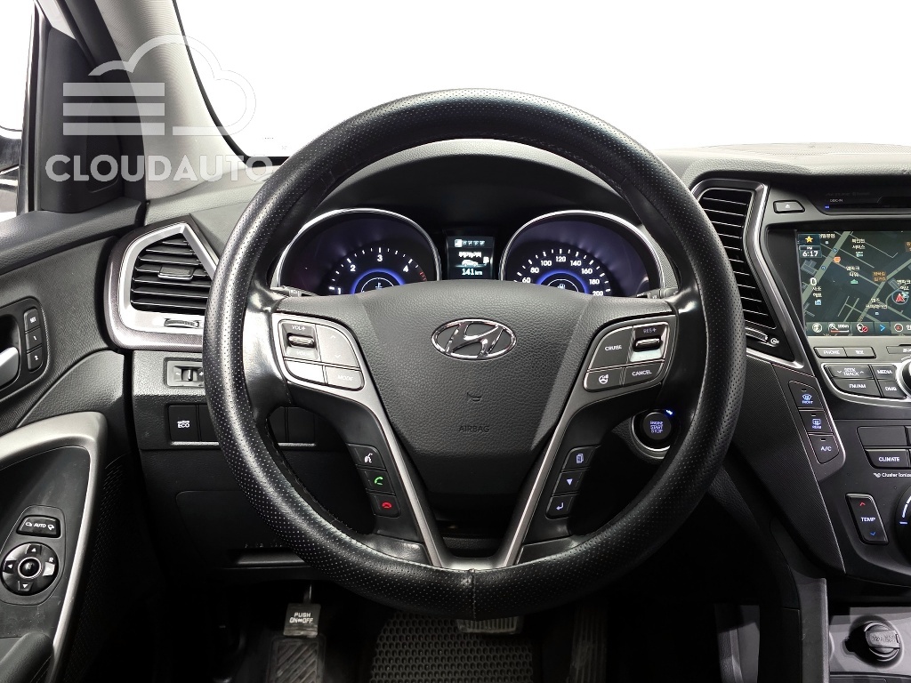 2015 Hyundai Santa Fe Diesel 2.0 2WD Exclusive - Image 13